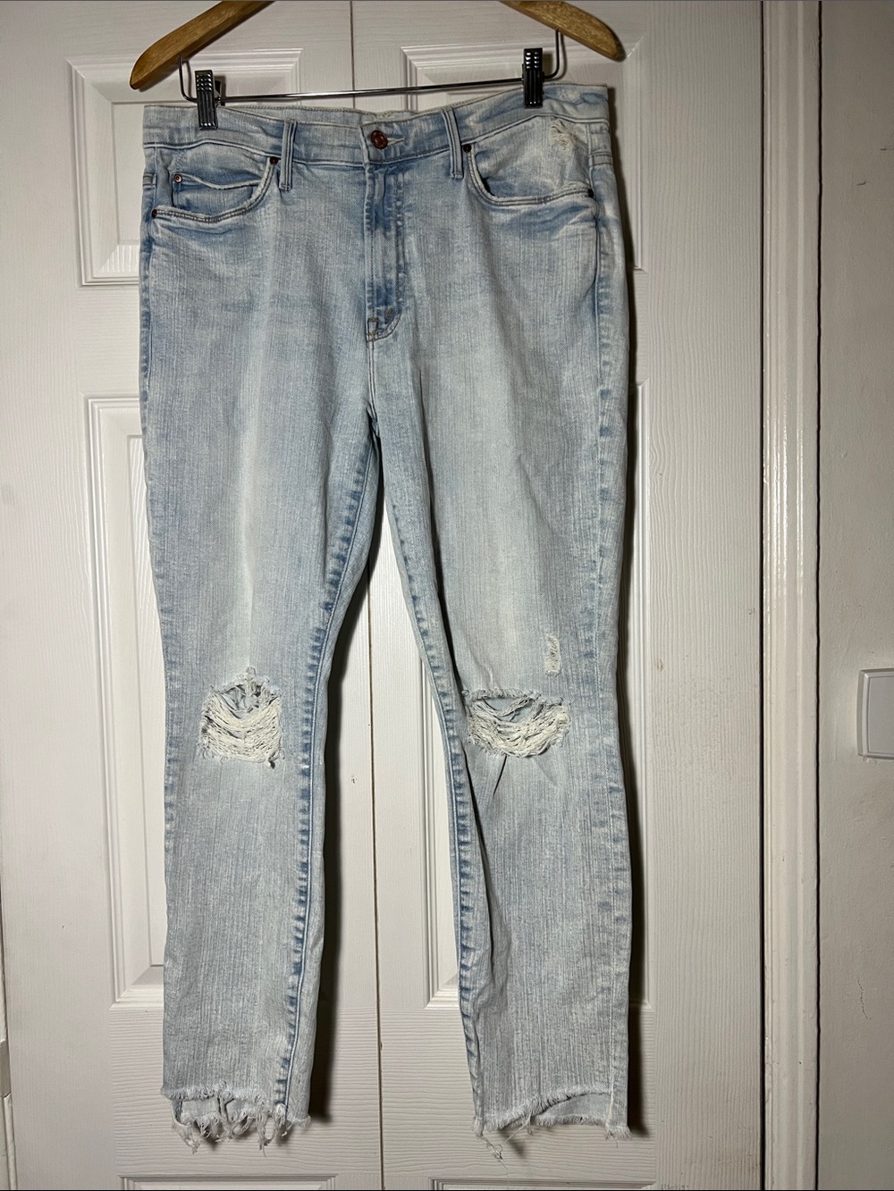 MOTHER The Stunner Zip Ankle Fray Jeans Size 29 Rolling in the Bushes